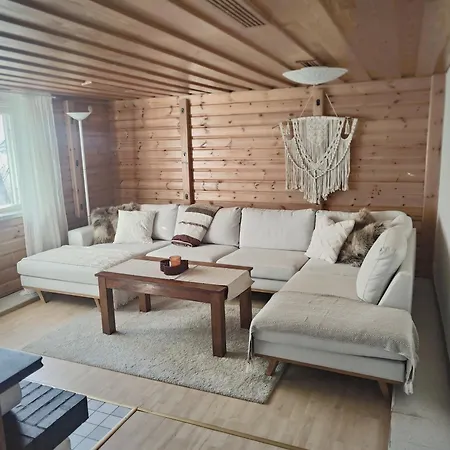 Kattilanlahden Punainen Tupa *